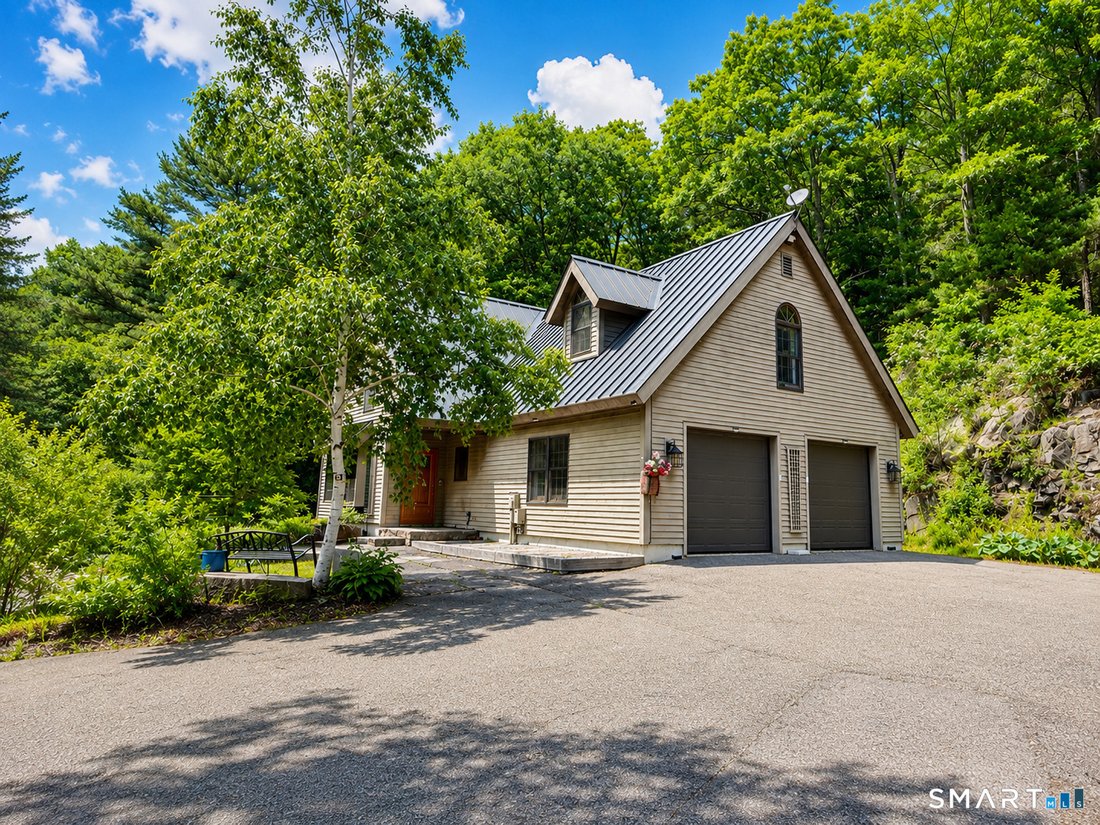 House in Winsted, Connecticut, United States 1 - 18250059