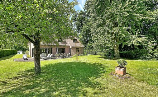 House in Centre, Croix, France 1