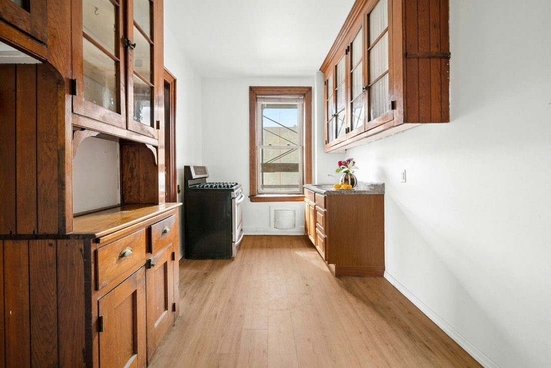 Co Op in New York, New York, United States 2 - 18256230