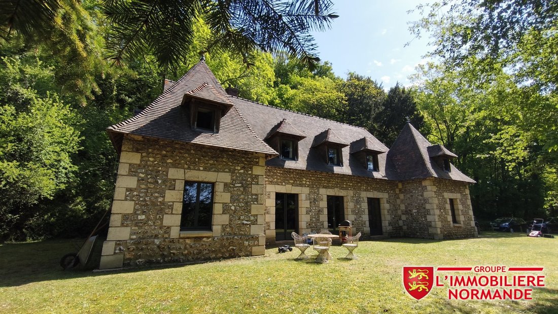 Estate in Acquigny, Normandy, France 1 - 18251225