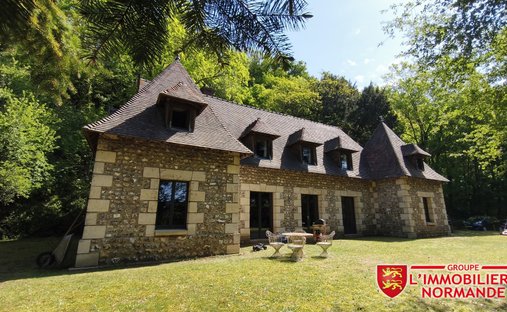 Estate in Acquigny, Normandy, France 1
