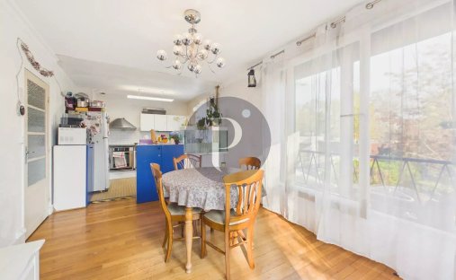 House in Anatole France, Le Plessis-Robinson, France 1