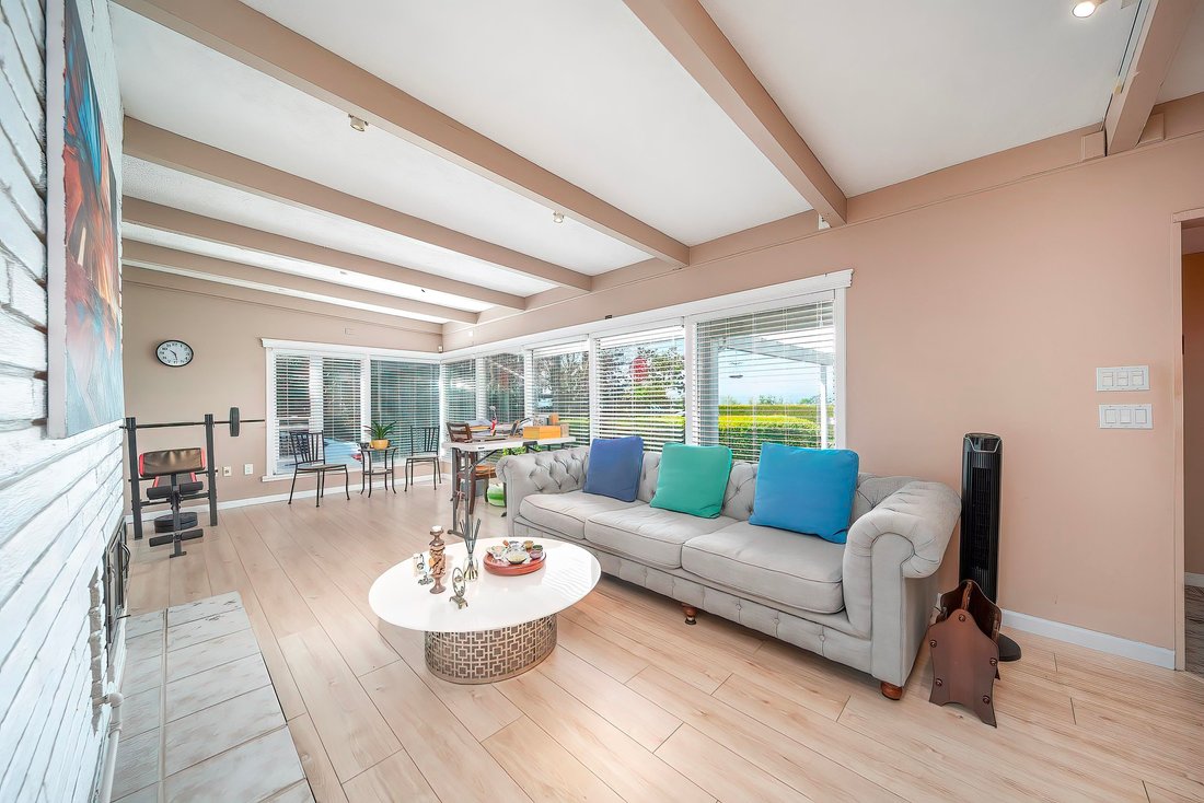 House in Delta, British Columbia, Canada 2 - 18256669