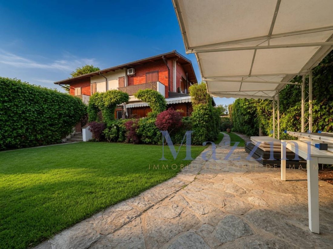 House in Center, Forte dei Marmi, Tuscany 1 - 18256561