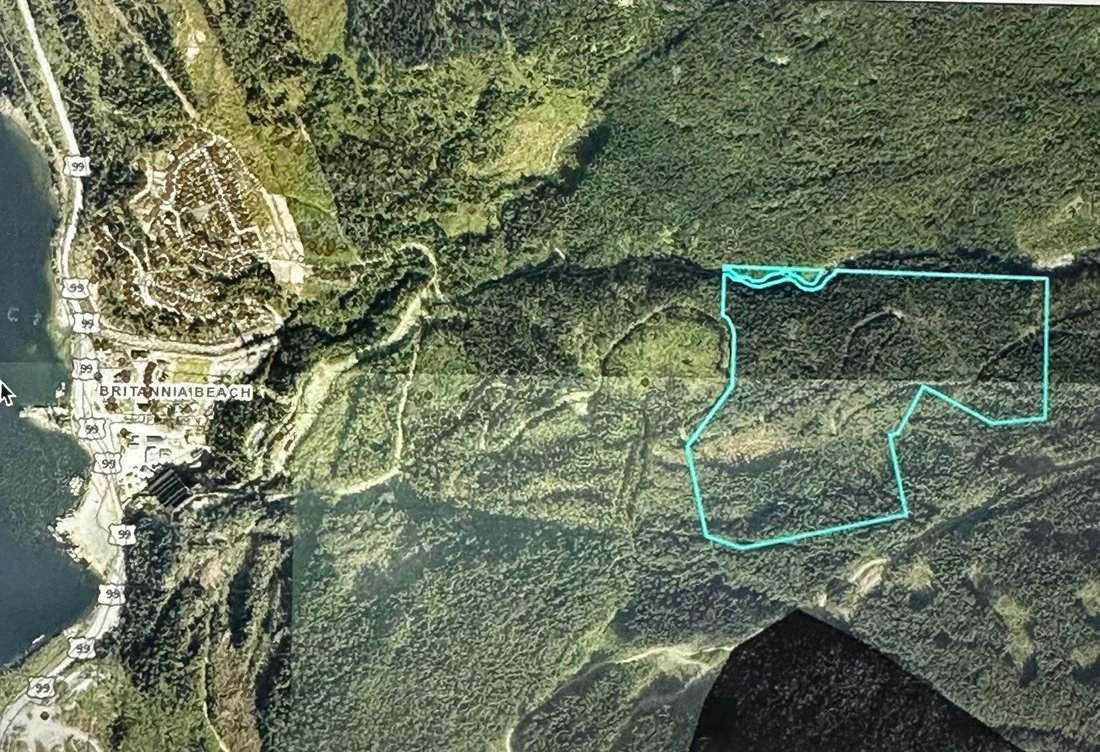 Land in Britannia Beach, British Columbia, Canada 1 - 18257057
