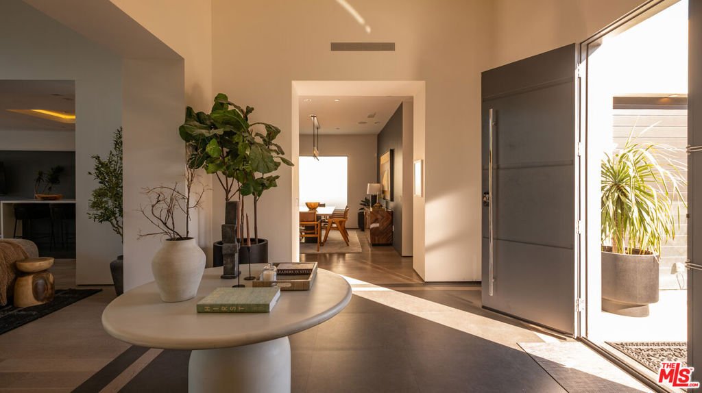 House in Los Angeles, California, United States 5 - 18250085