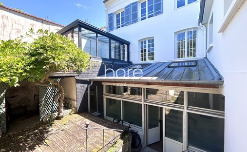 House in Secteur Sauvegarde, Honfleur, France 1