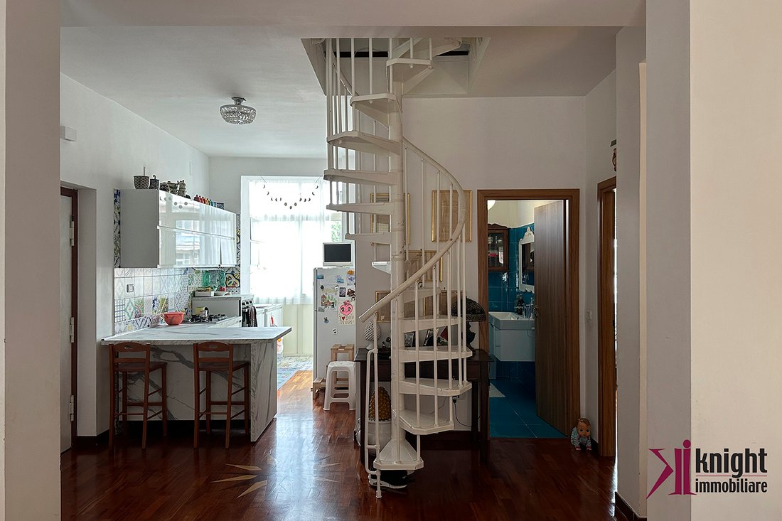 Apartment in Naples, Campania, Italy 1 - 17471297