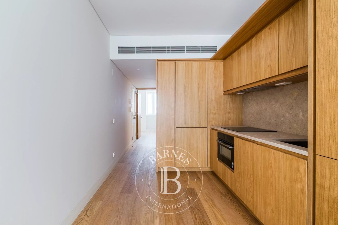Apartment in Santo Antonio, Lisbon, Portugal 5 - 18252376