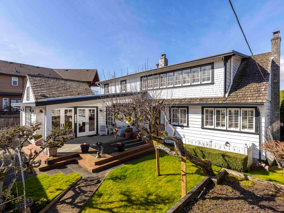 House in Surrey, British Columbia, Canada 3 - 18257115