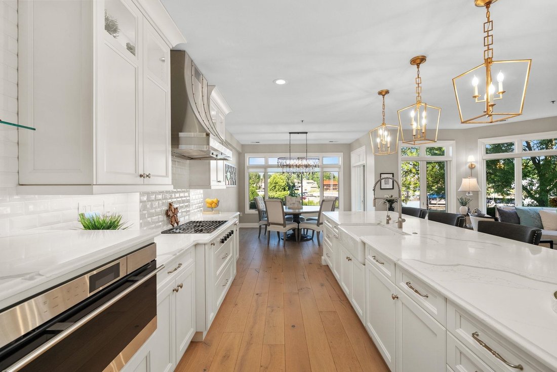 Condo in Madison, Wisconsin, United States 1 - 18253558