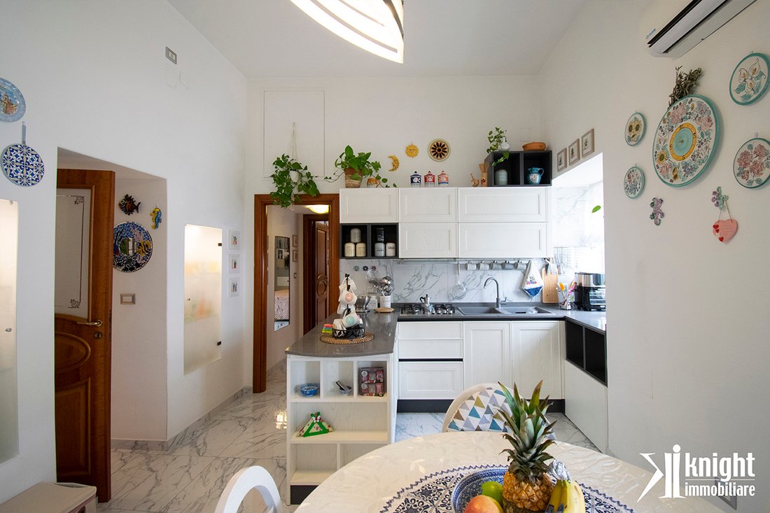 Apartment in Naples, Campania, Italy 3 - 16183016