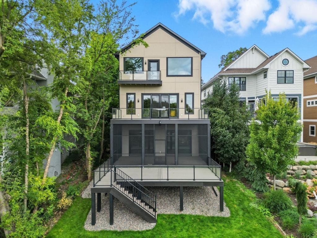 House in Minnetonka, Minnesota, United States 2 - 18250678