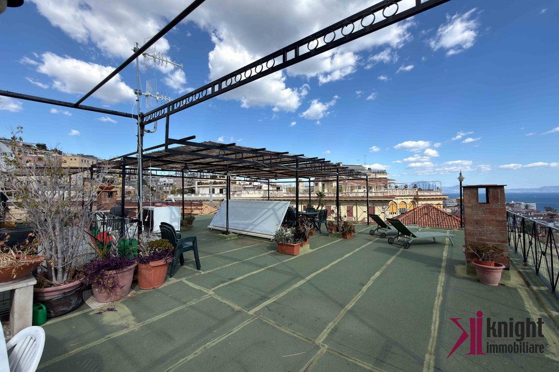 Apartment in Chiaia, Naples, Campania 3 - 17890524