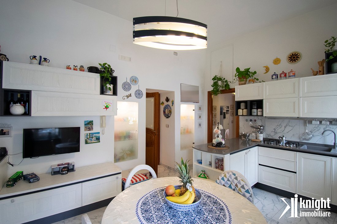 Apartment in Naples, Campania, Italy 5 - 16183016