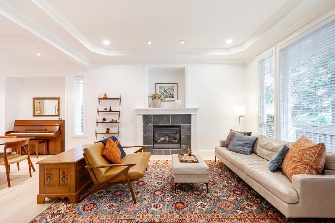 House in Surrey, British Columbia, Canada 4 - 18256755