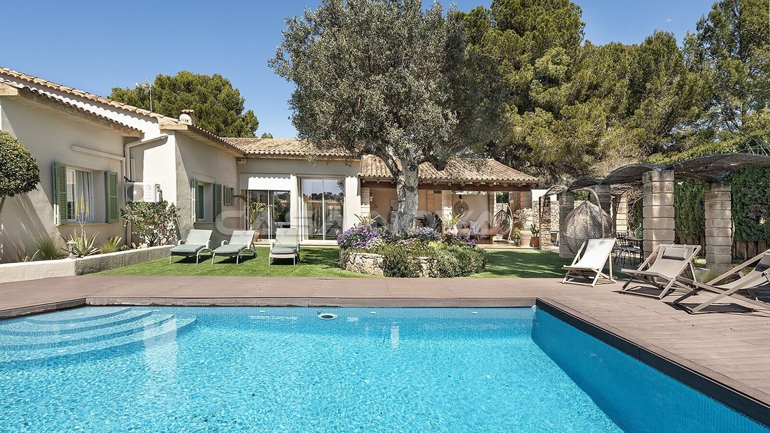 Villa in Rotes Velles, Calvia, Balearic Islands 1 - 18244033