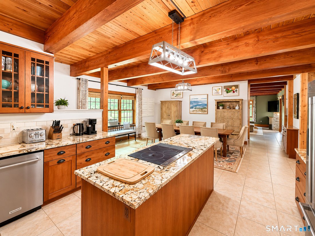 House in Winsted, Connecticut, United States 5 - 18250059