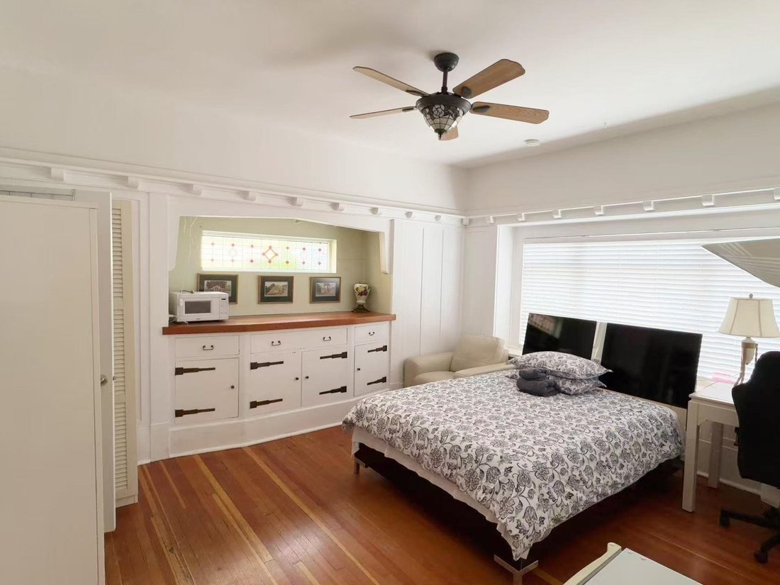 House in Vancouver, British Columbia, Canada 2 - 18257098