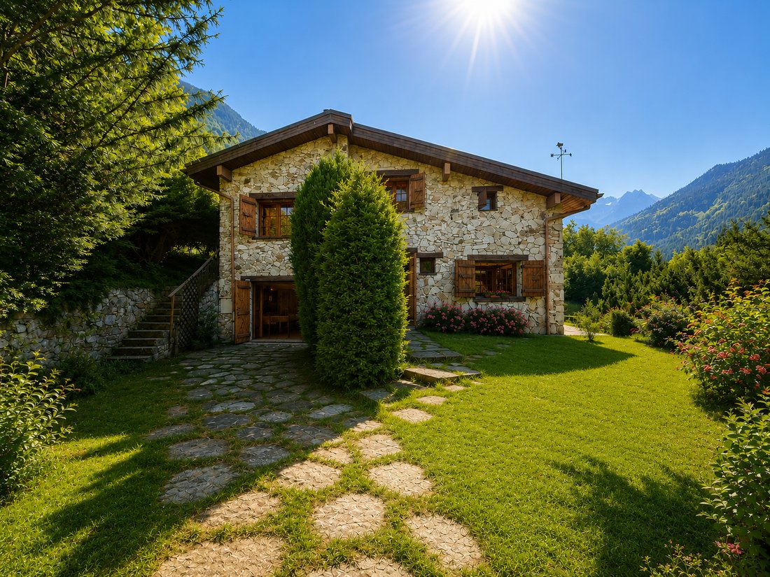 House in Bozel, Auvergne-Rhône-Alpes, France 1 - 18254288