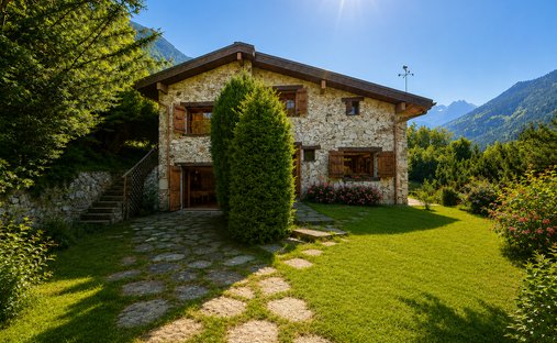 House in Bozel, Auvergne-Rhône-Alpes, France 1
