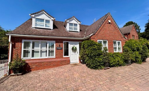 House in Inkberrow, England 1