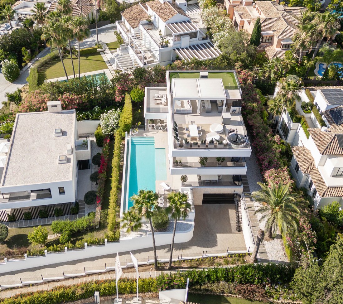 Villa in Nueva Andalucia, Marbella, Spain 5 - 18253573