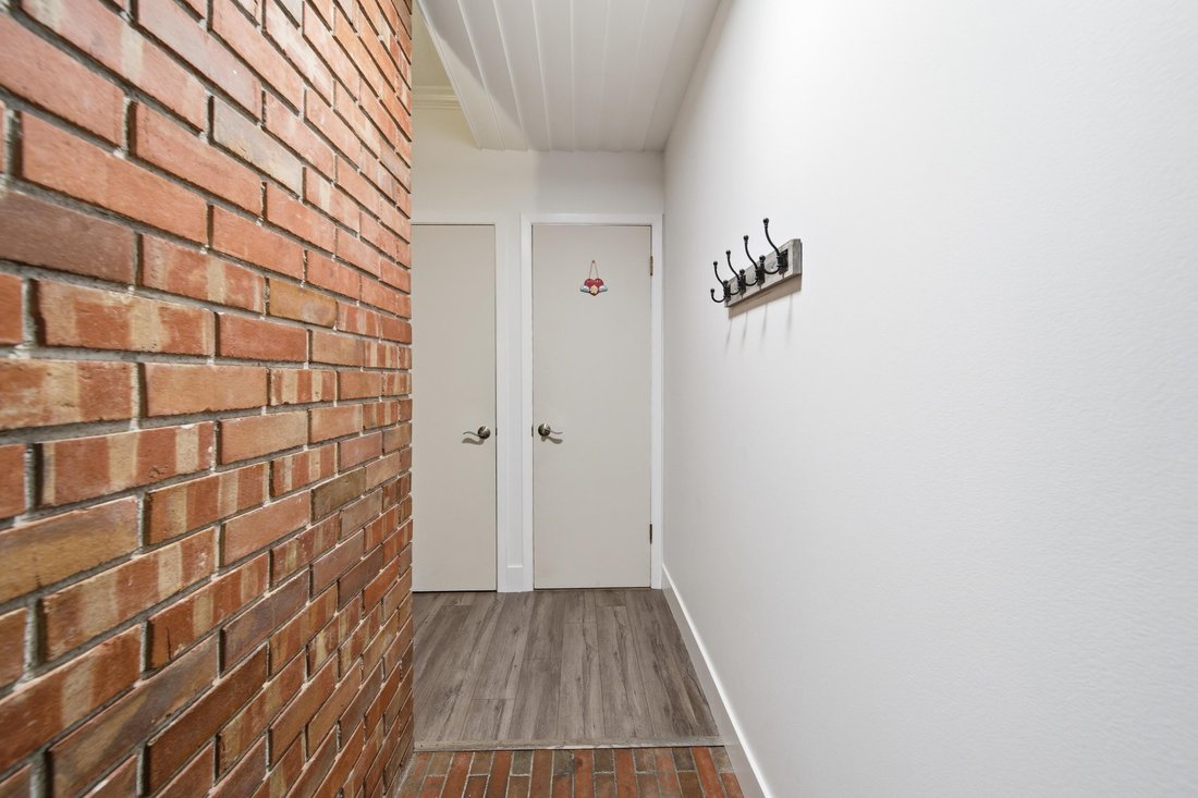 House in Vancouver, British Columbia, Canada 5 - 18256779