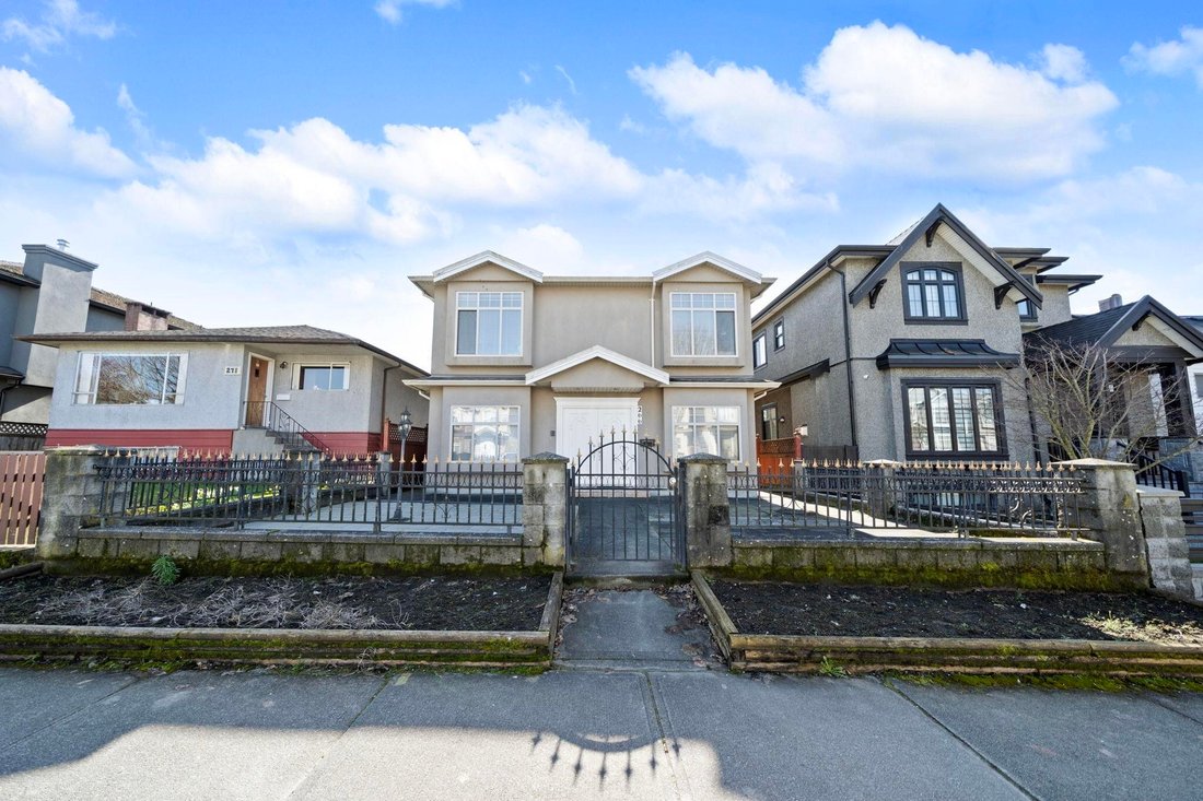House in Vancouver, British Columbia, Canada 1 - 18257089