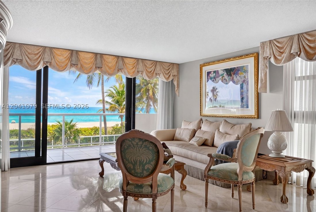 Condo in Miami Beach, Florida, United States 4 - 18254649