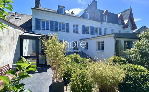 House in Secteur Sauvegarde, Honfleur, France 1