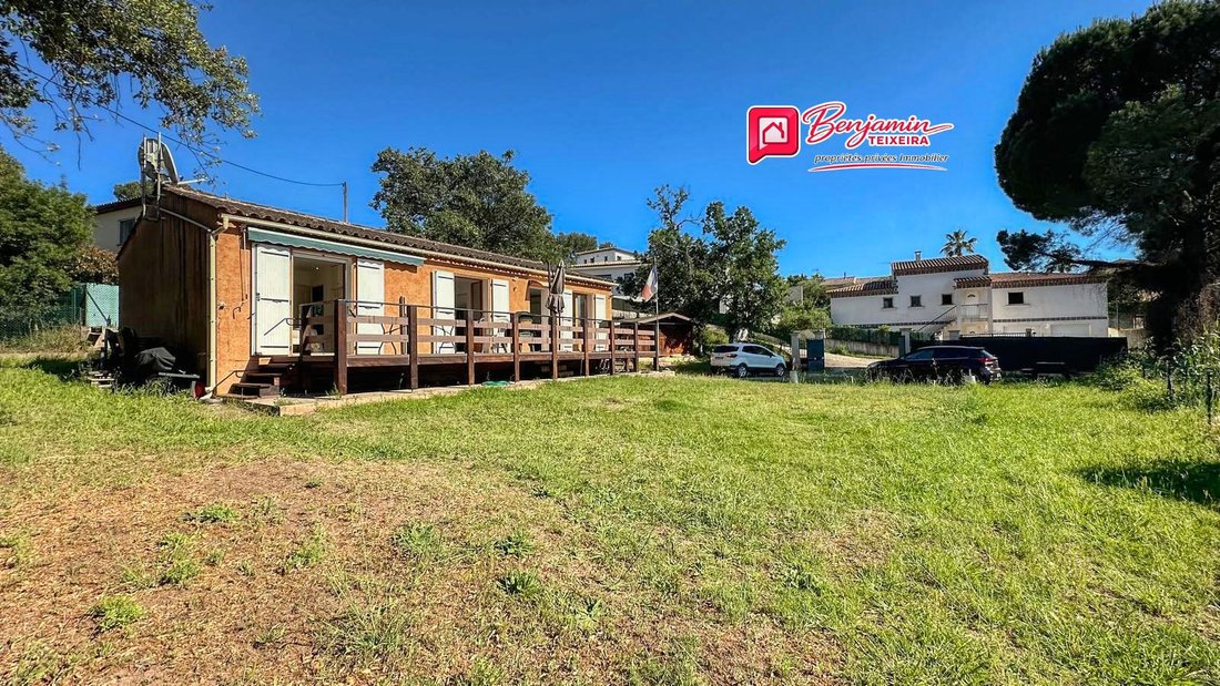 Villa in Frejus, Provence-Alpes-Côte d'Azur, France 2 - 18256123
