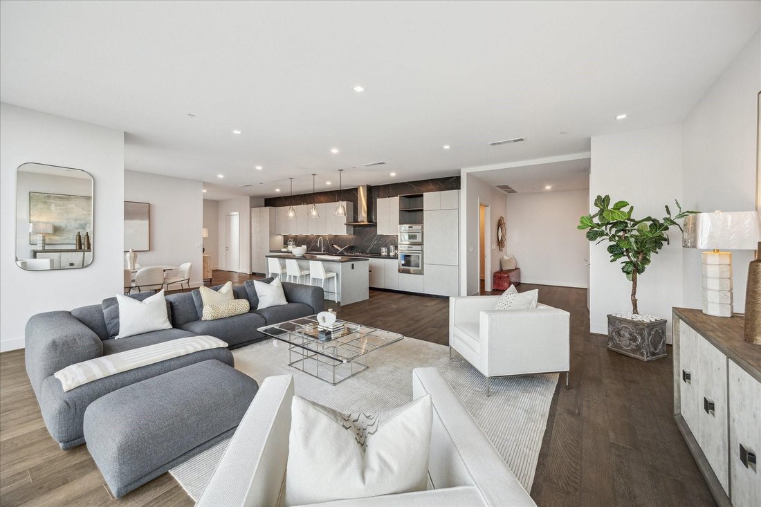 Condo in Houston, Texas, United States 4 - 18255340
