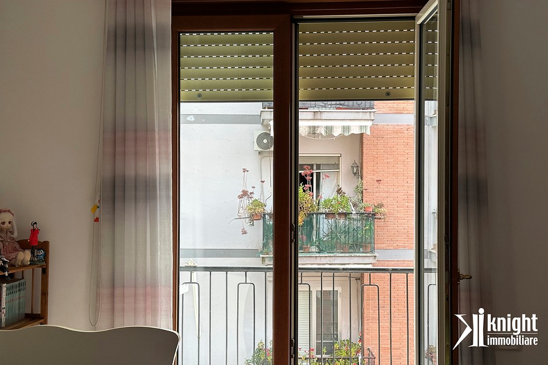 Apartment in Naples, Campania, Italy 5 - 17471297