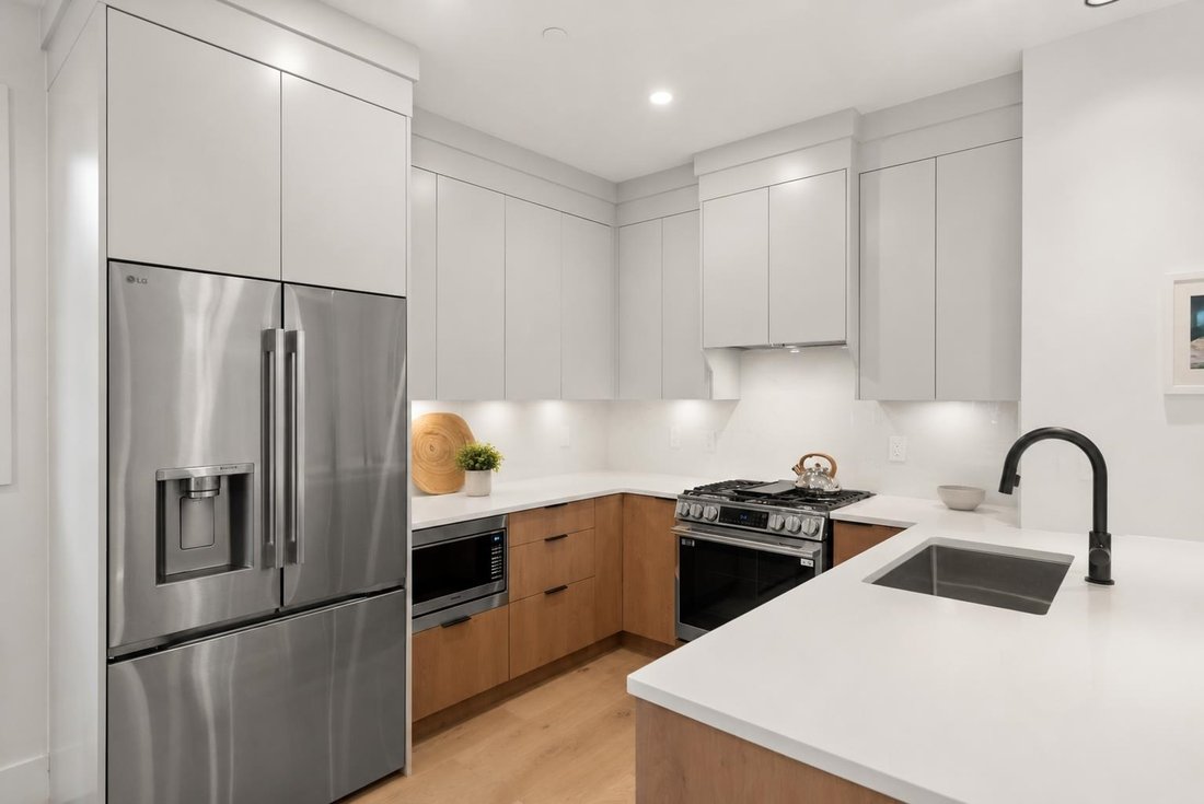 House in Vancouver, British Columbia, Canada 5 - 18257131