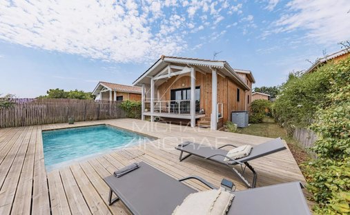 House in Gujan-Mestras, Nouvelle-Aquitaine, France 1