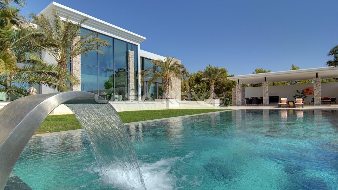 Villa in Rotes Velles, Calvia, Balearic Islands 1 - 18244277