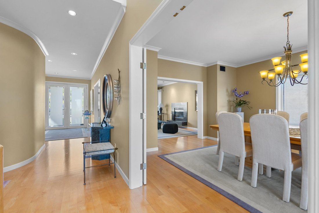 House in Coquitlam, British Columbia, Canada 4 - 18257120
