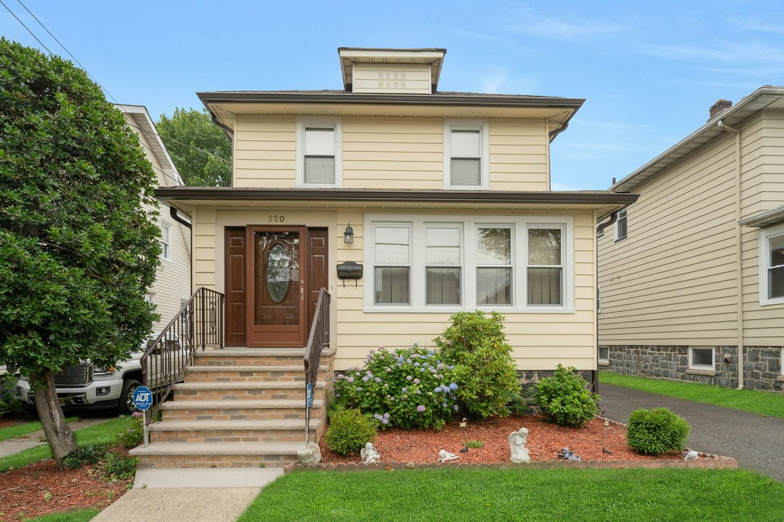 House in Cliffside Park, New Jersey, United States 1 - 18252034