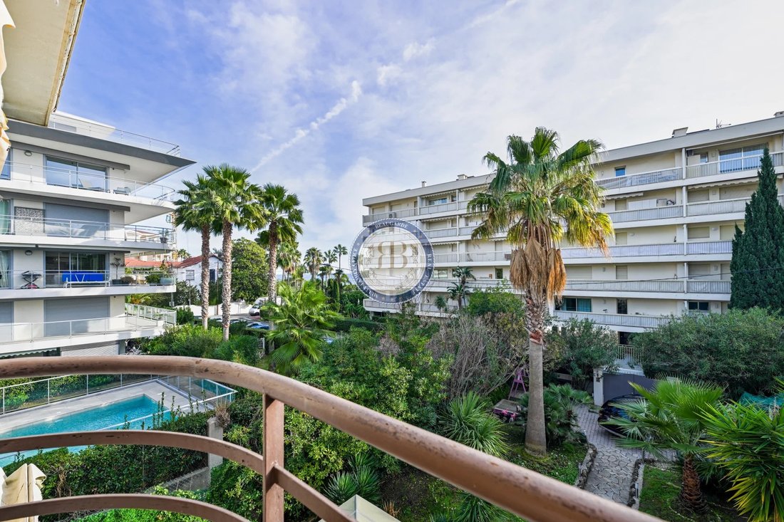 House in Cannes, Provence-Alpes-Côte d'Azur, France 2 - 18255703