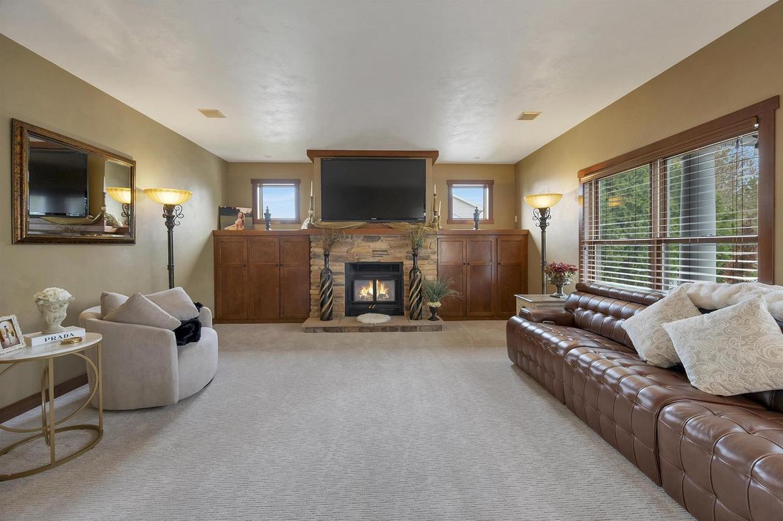 House in De Pere, Wisconsin, United States 2 - 18250107