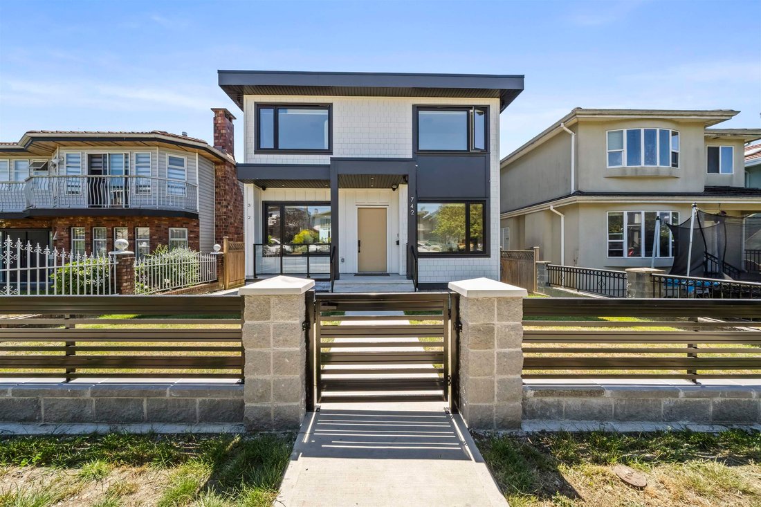 House in Vancouver, British Columbia, Canada 1 - 18256775