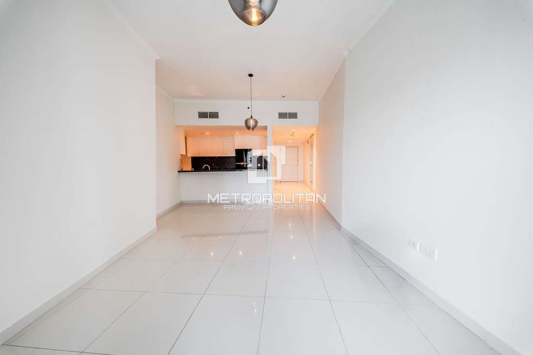 Apartment in Dubai Marina / Marsa Dubai, Dubai, United Arab Emirates 4 - 17280004