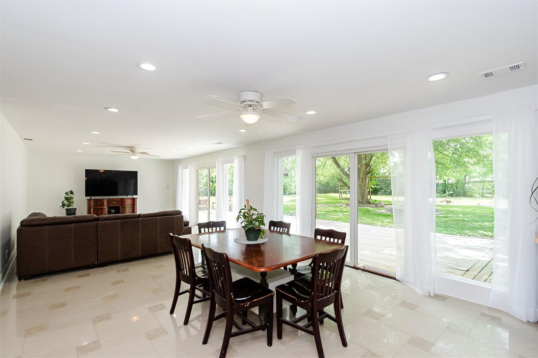 House in Manvel, Texas, United States 5 - 18255353