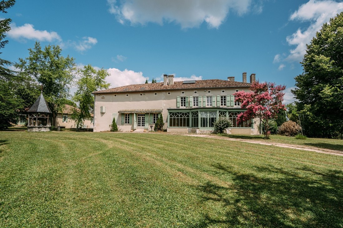 Estate in Faubourg Nord, Auch, France 3 - 18254066