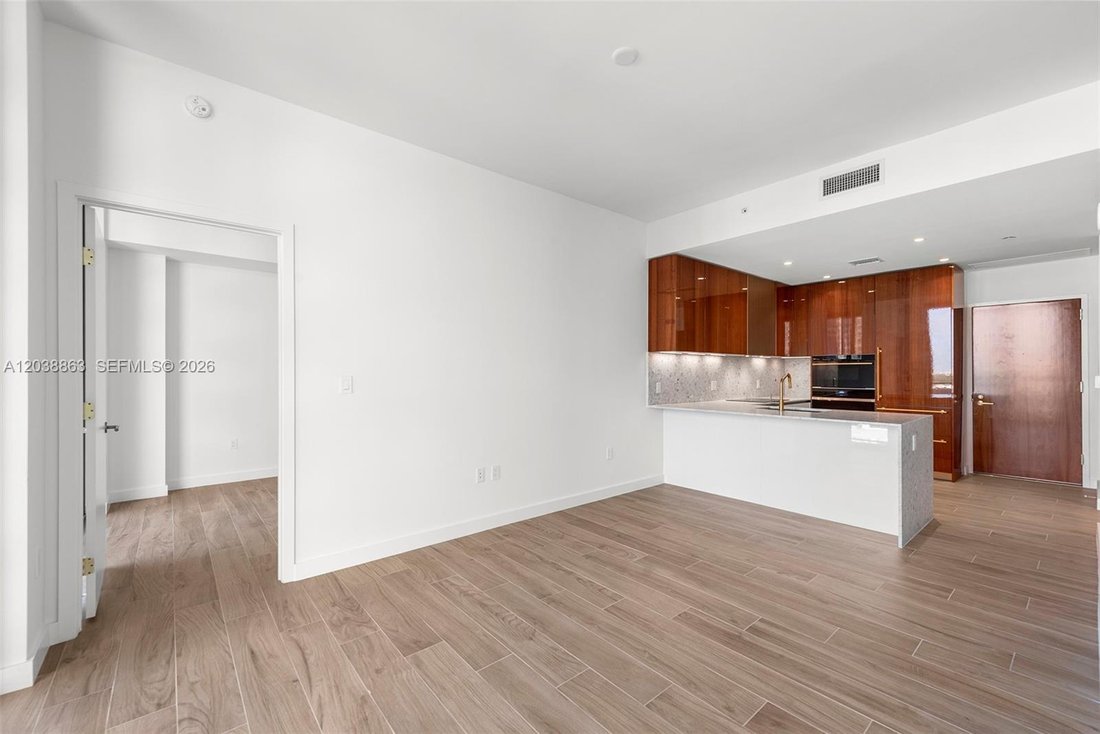 Condo in Miami, Florida, United States 4 - 18251742