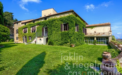 House in Castagneto Carducci, Tuscany, Italy 1