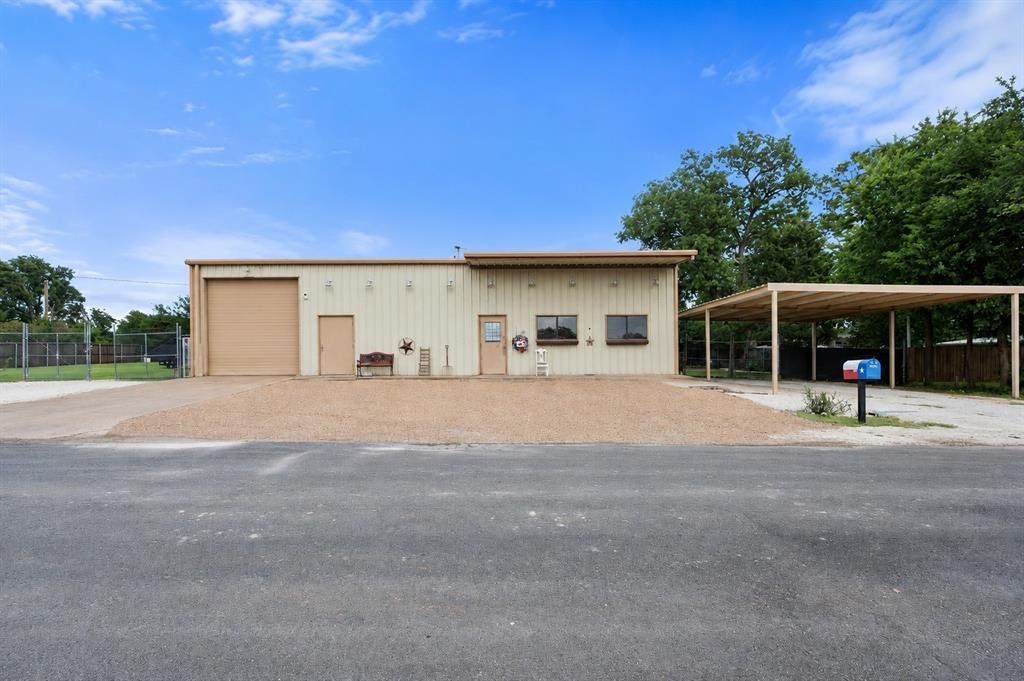 House in Fairfield, Texas, United States 3 - 18230217