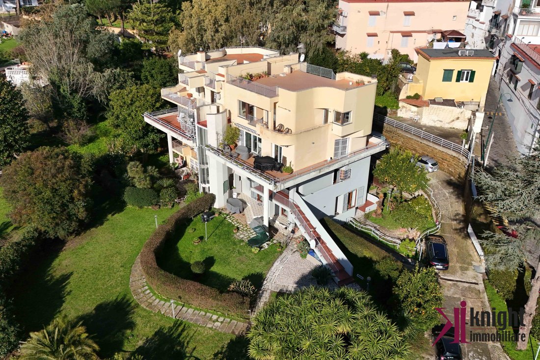 Apartment in Posillipo, Naples, Campania 4 - 17254065