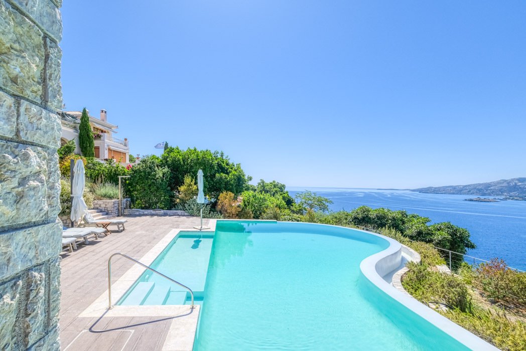 Villa in Kalavria, Attica, Greece 2 - 18254032
